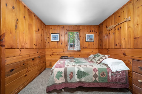 Loon Lodge Bedroom